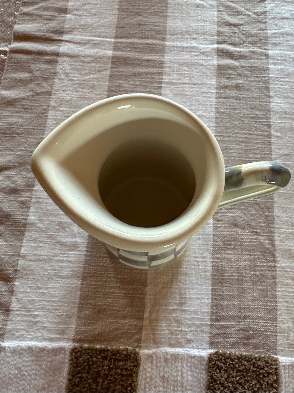 MacKenzie-Childs Checked Enamel Pitcher in Cream and Gray Sterling pattern NWT - Picture 6 of 12